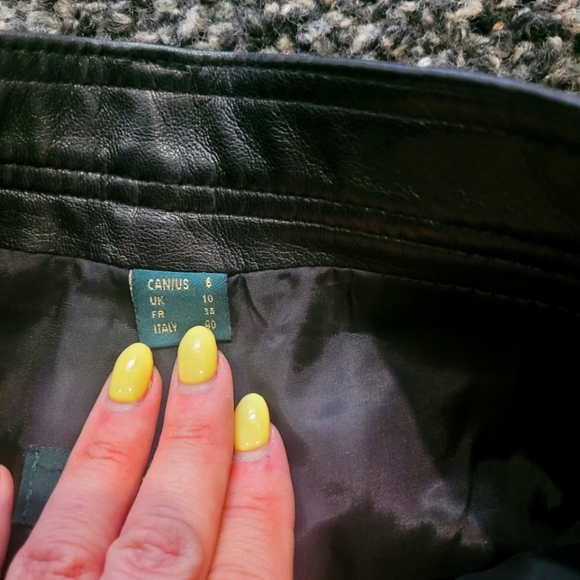 Danier leather pants - Picture 1 of 5